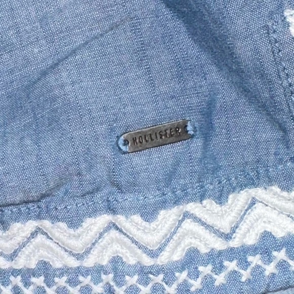 Blue Strapless Top with White Embroidery - Picture 4 of 5